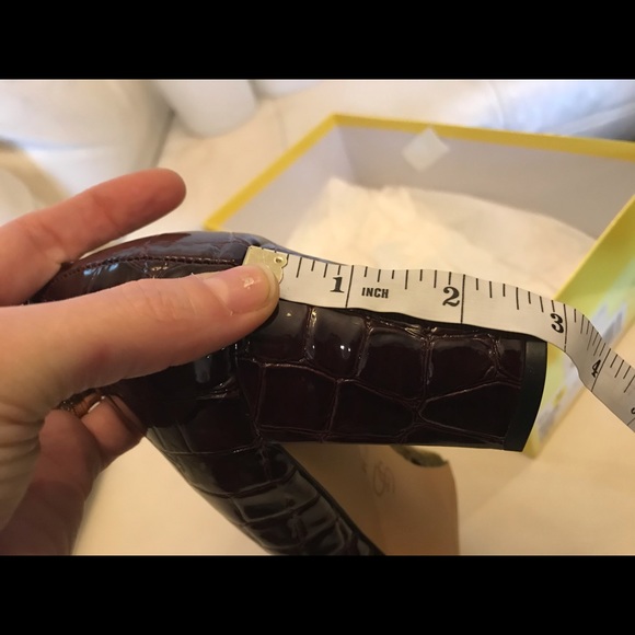 NEW Circa Joan & David Crocodile Print Shoes - Picture 6 of 9